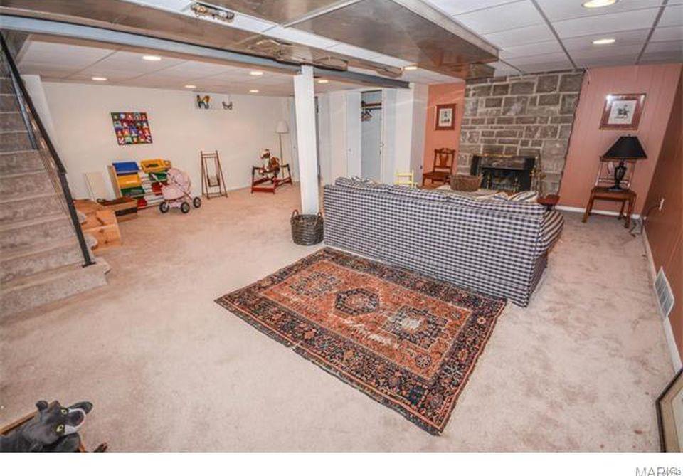 Huntleigh Hills - Residential Lease