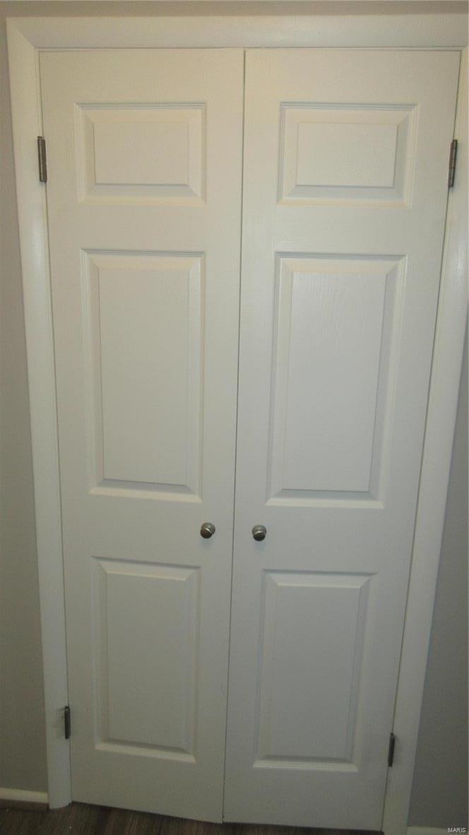 MANORS AT VILLAGE GREEN - Residential