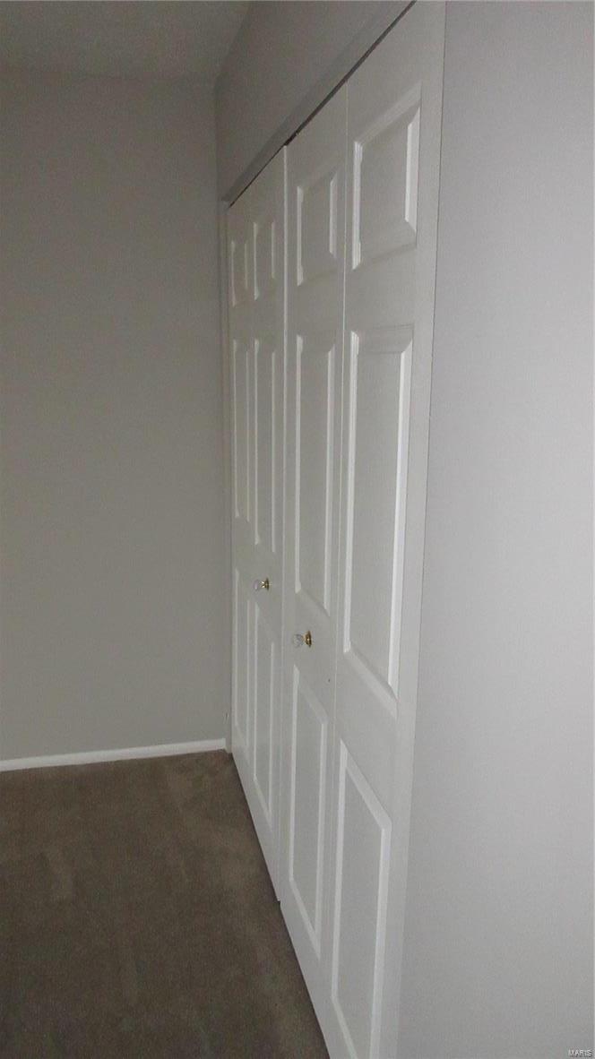 MANORS AT VILLAGE GREEN - Residential