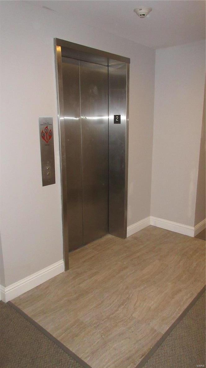 MANORS AT VILLAGE GREEN - Residential