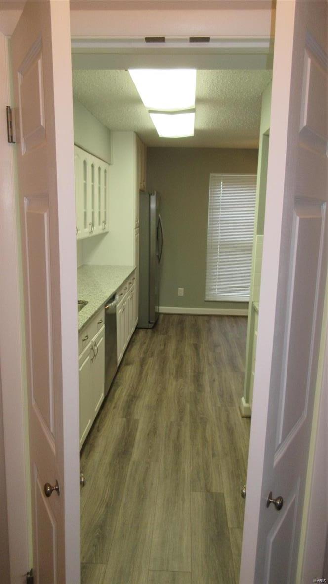 MANORS AT VILLAGE GREEN - Residential