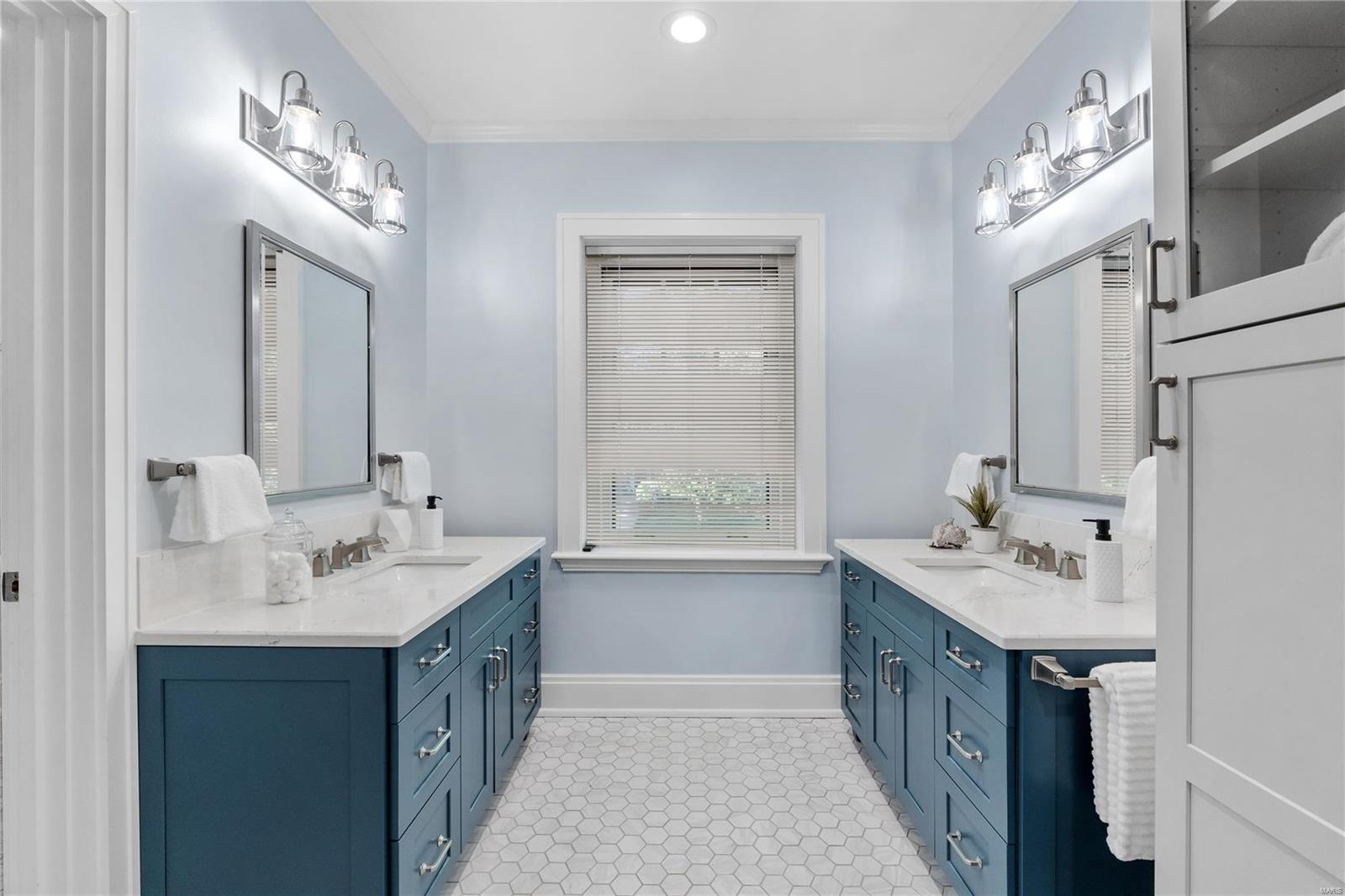 Hillcrest - Residential