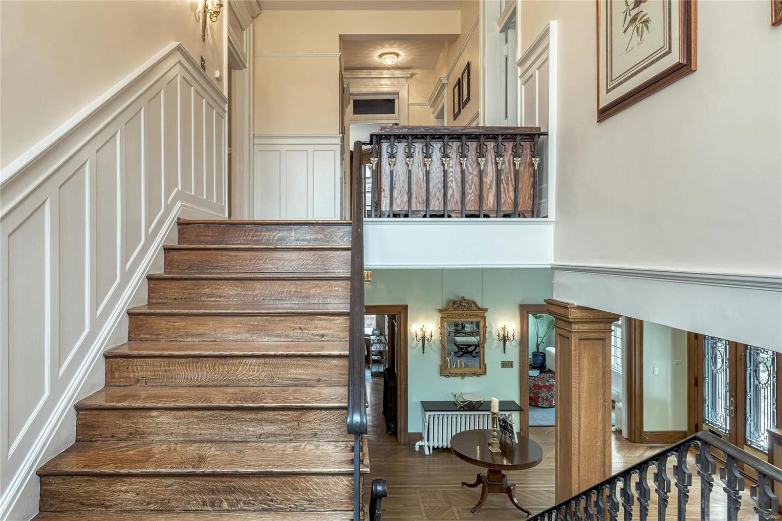 Westmoreland Place - Residential