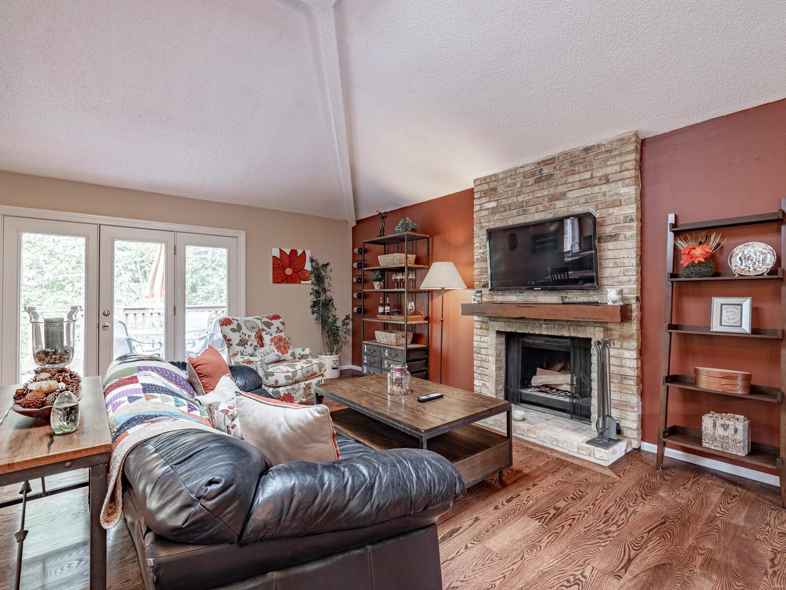 Country Lane Woods II 5 - Residential