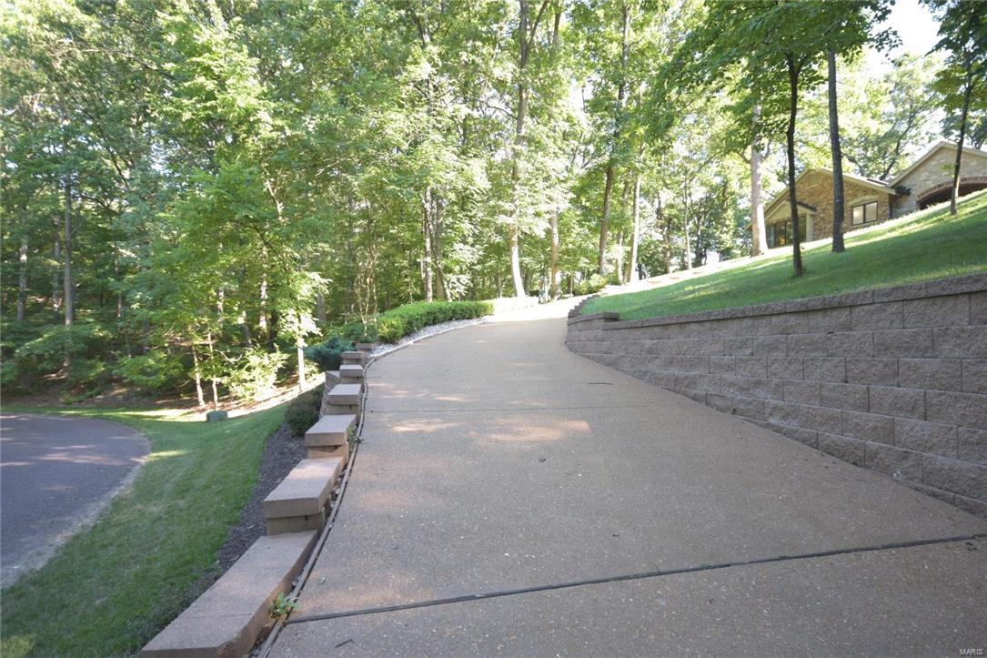 Kehrs Mill Trails - Residential