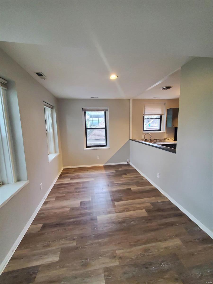 Dorris Place Add - Residential Income