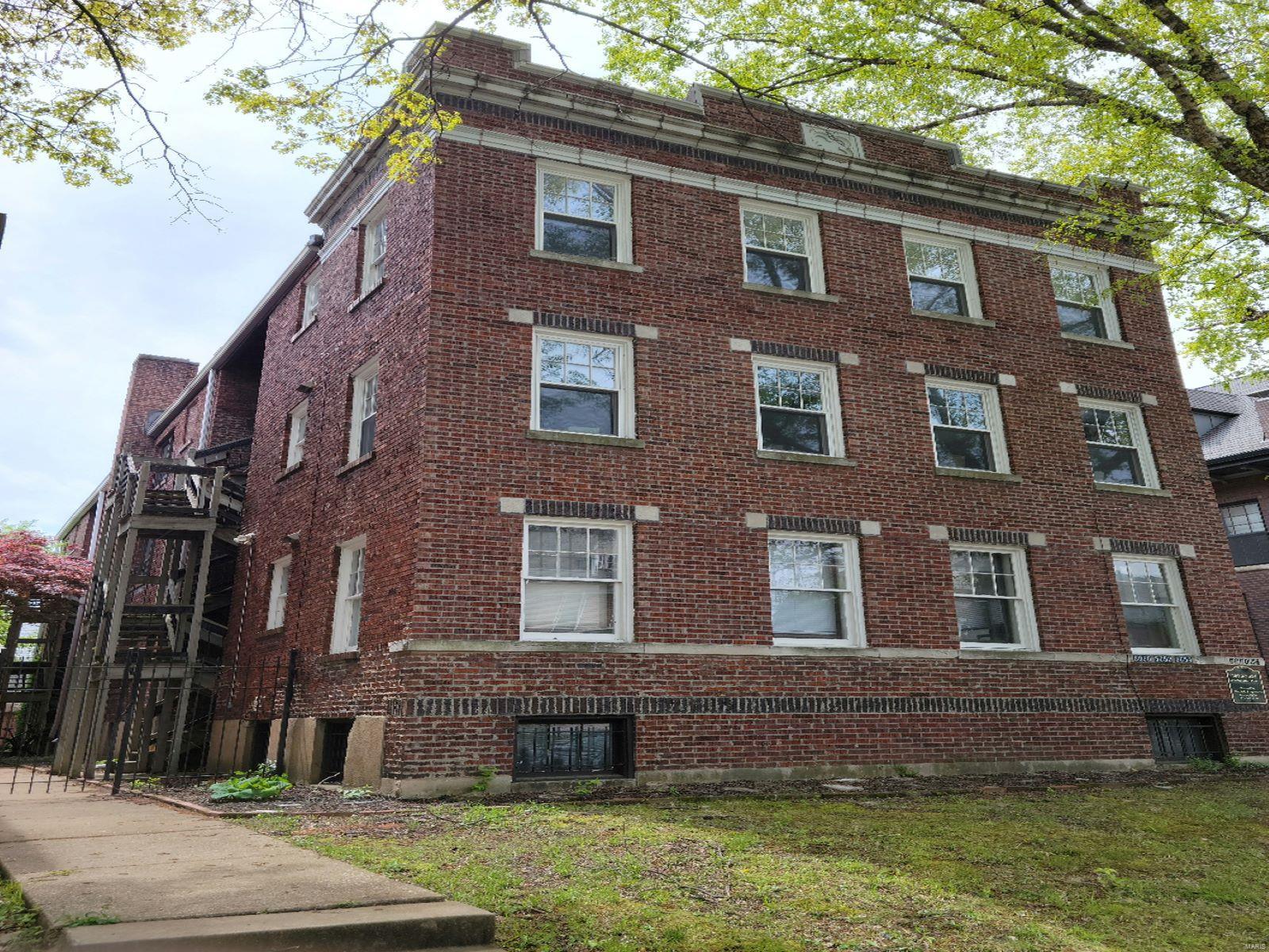 Dorris Place Add - Residential Income