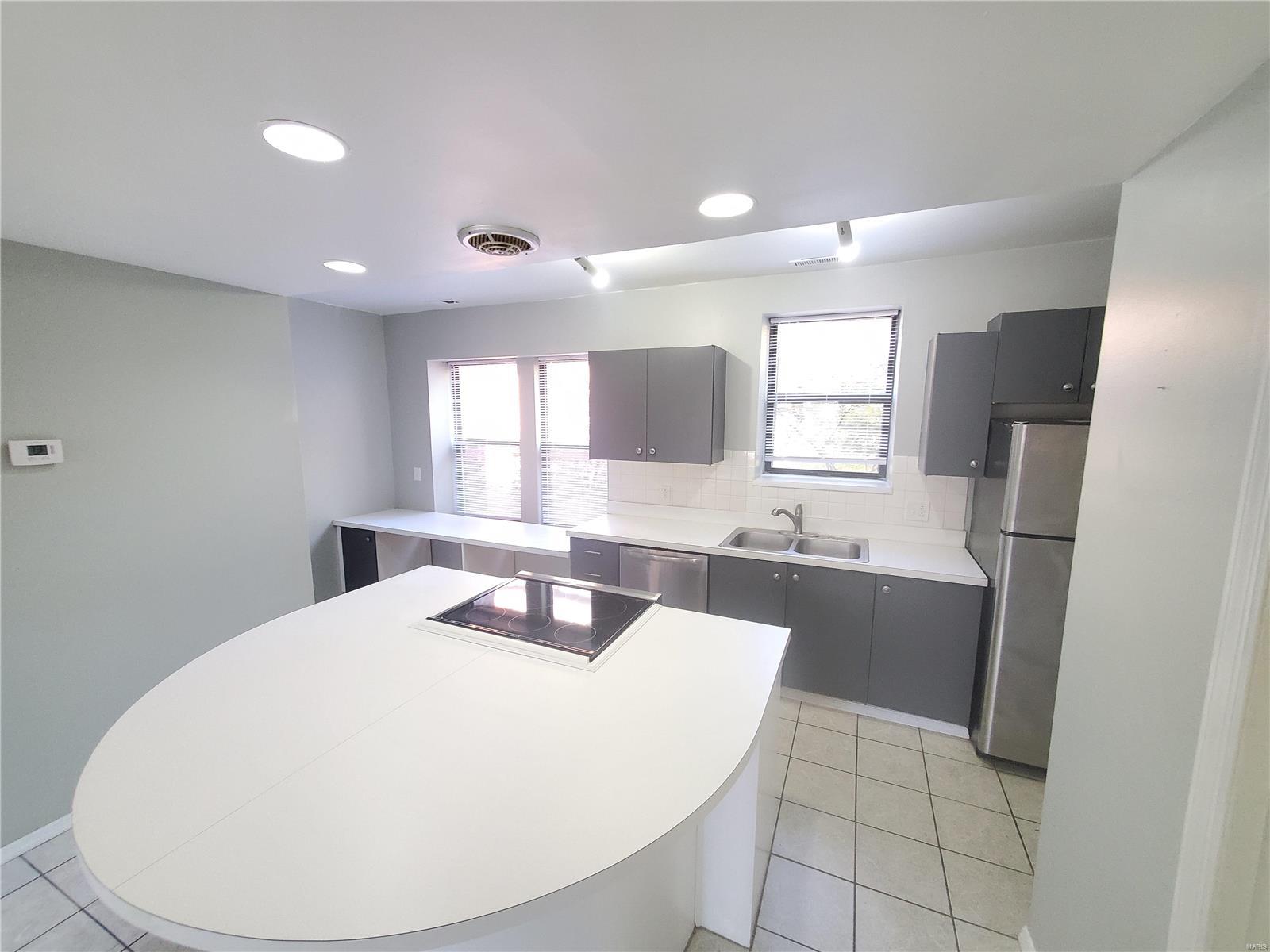 Dorris Place Add - Residential Income