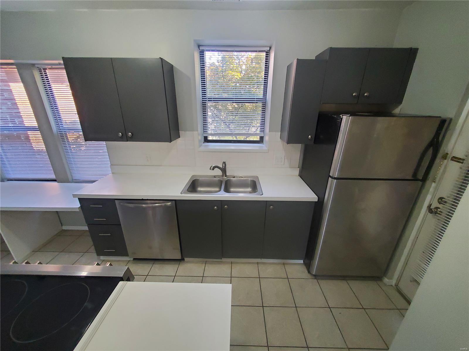 Dorris Place Add - Residential Income