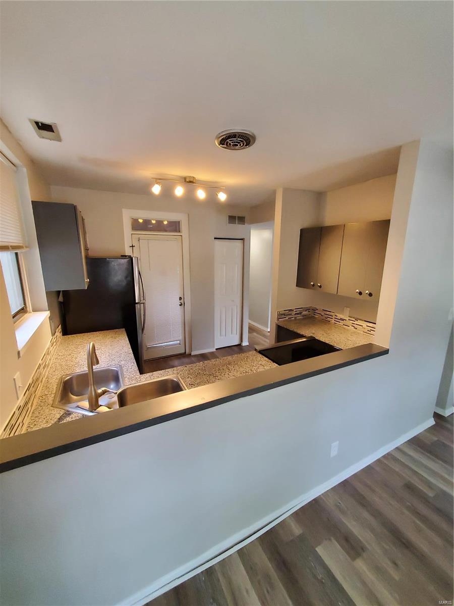 Dorris Place Add - Residential Income