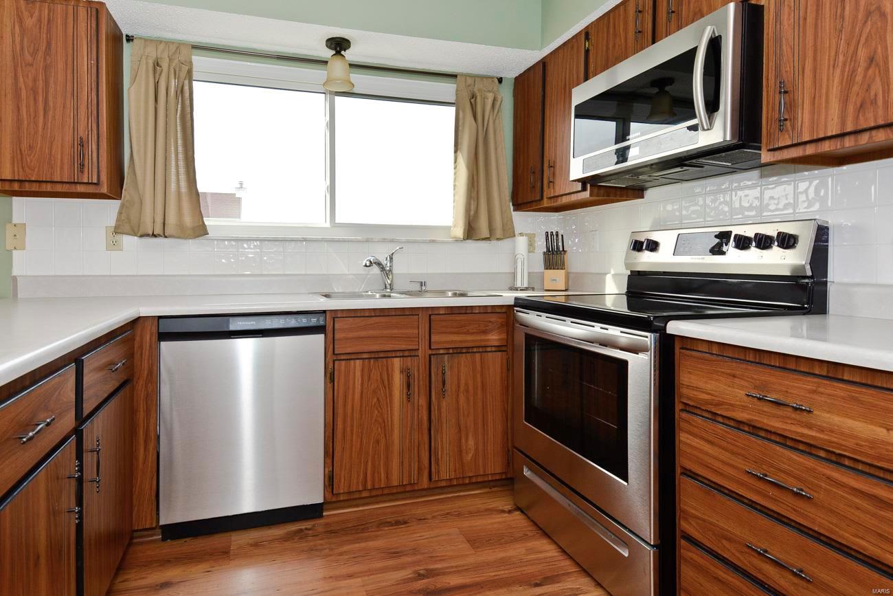 Vlgs At Dardenne Oakland Village - Residential