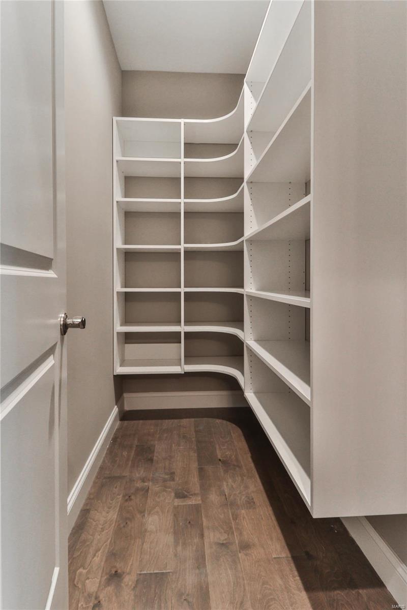 Villas on Mosley - Residential