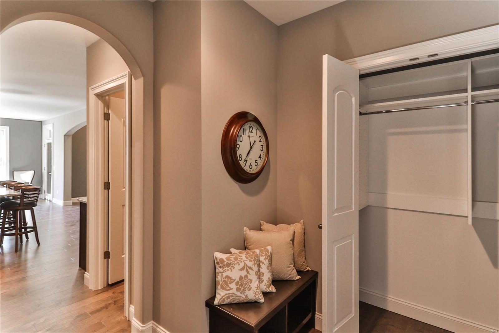 Villas on Mosley - Residential