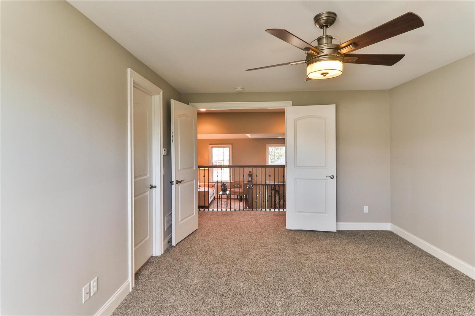 Villas on Mosley - Residential