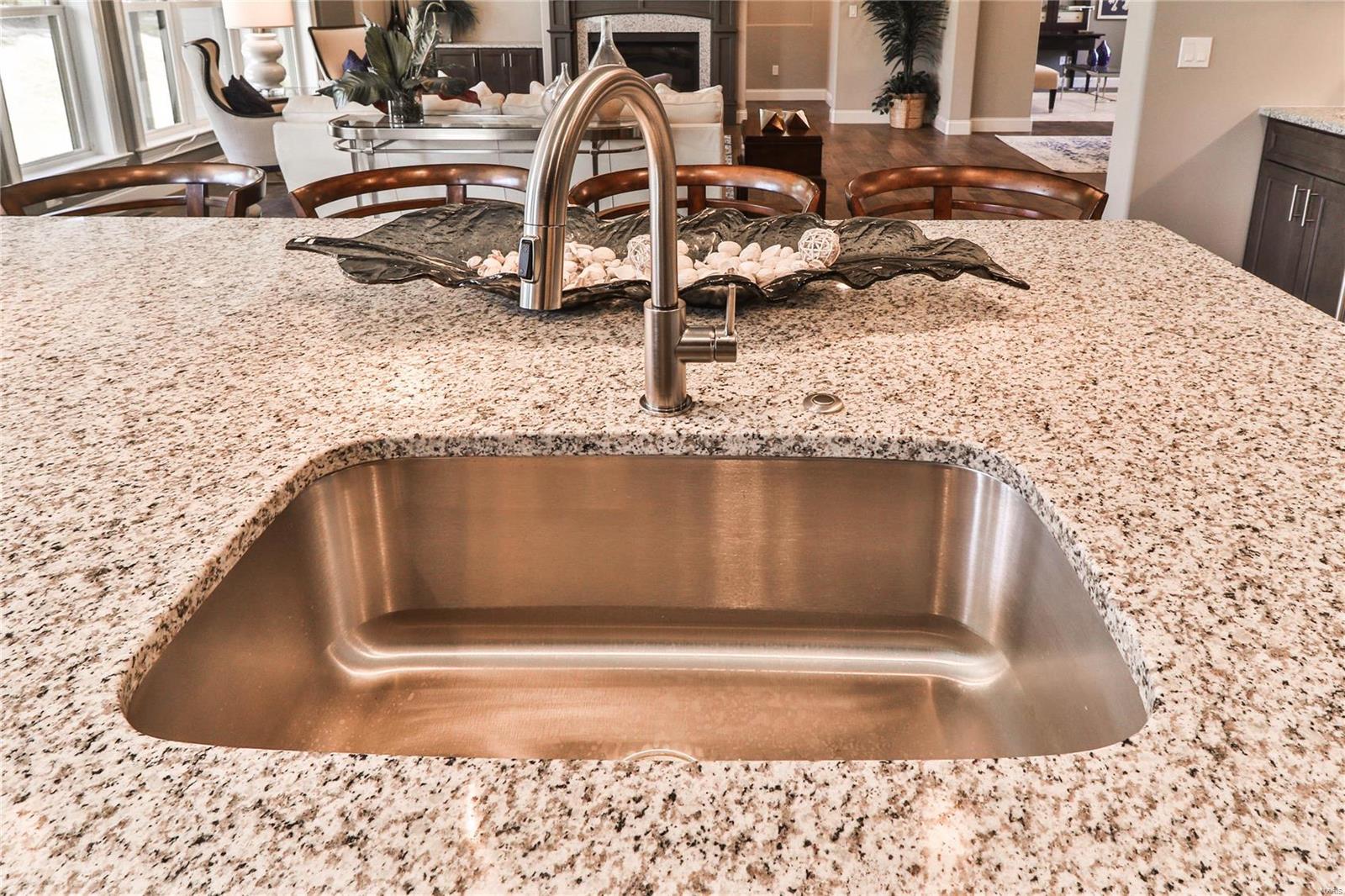 Villas on Mosley - Residential