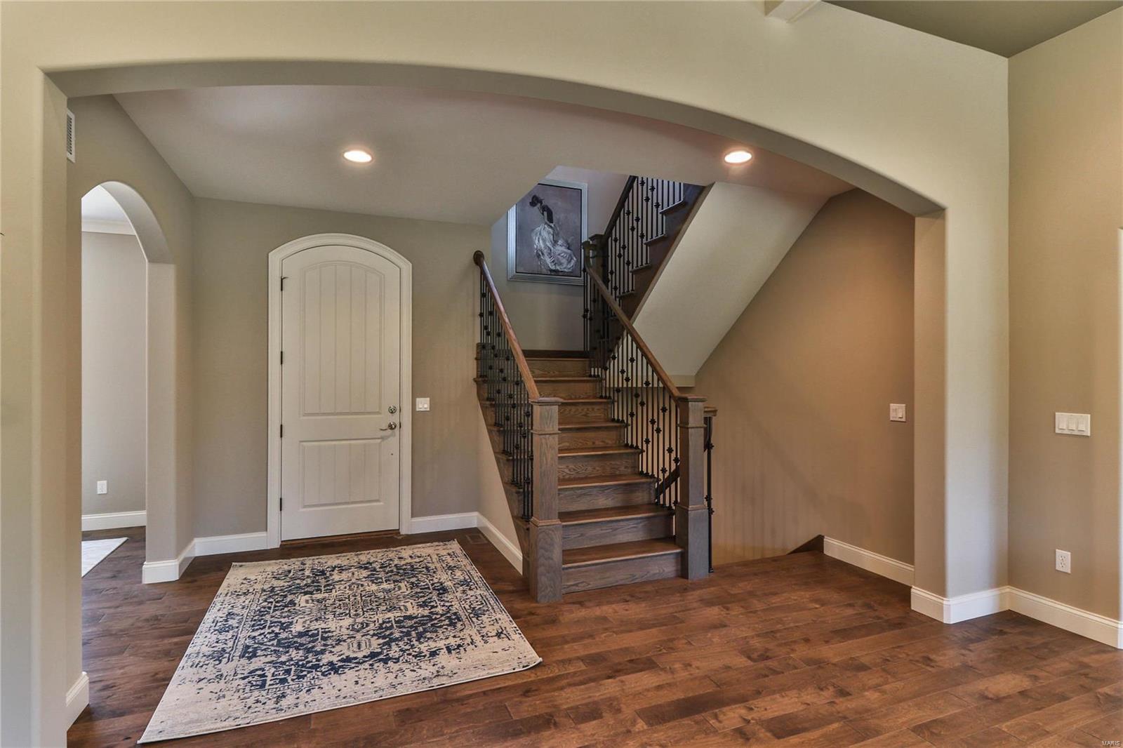 Villas on Mosley - Residential