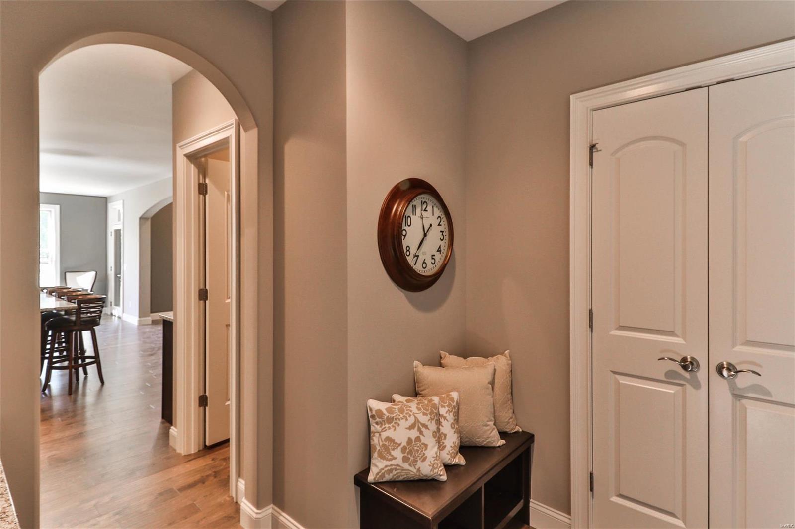 Villas on Mosley - Residential