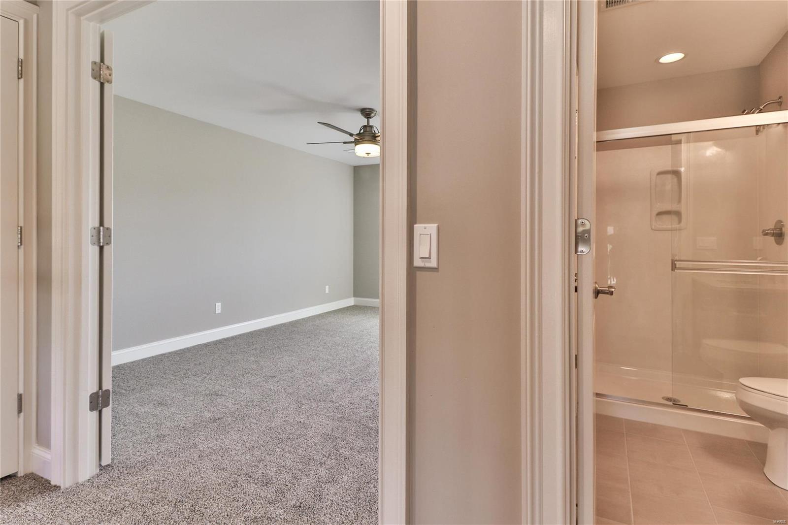 Villas on Mosley - Residential