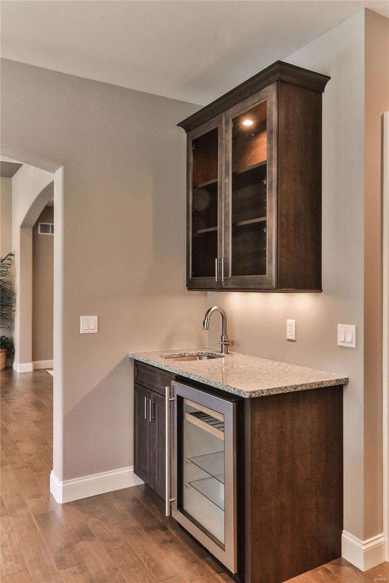 Villas on Mosley - Residential