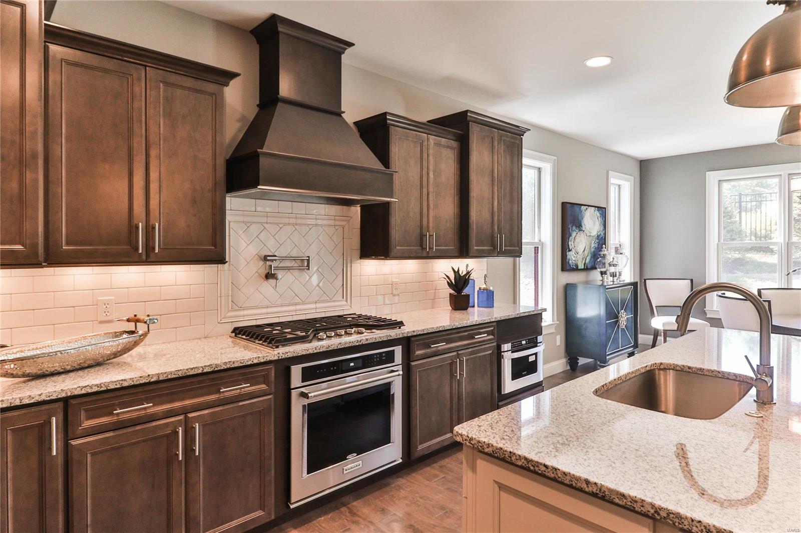 Villas on Mosley - Residential