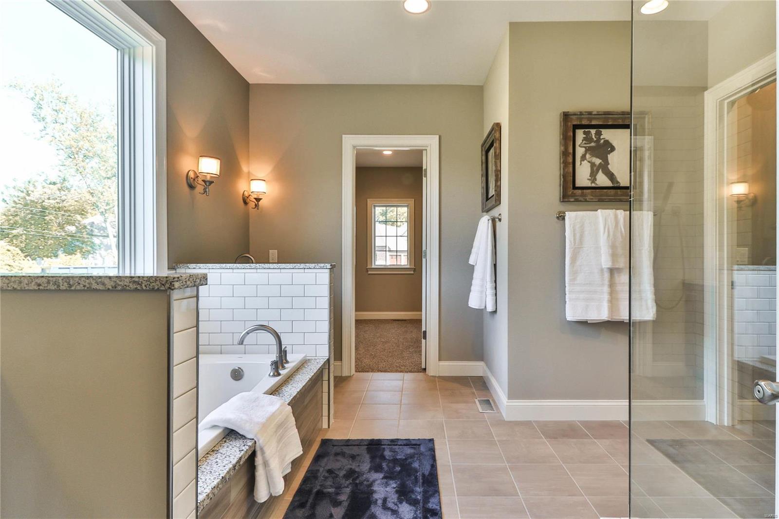 Villas on Mosley - Residential