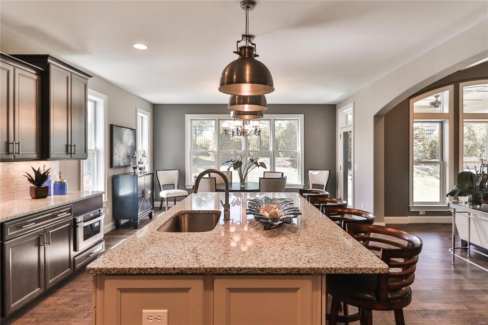 Villas on Mosley - Residential