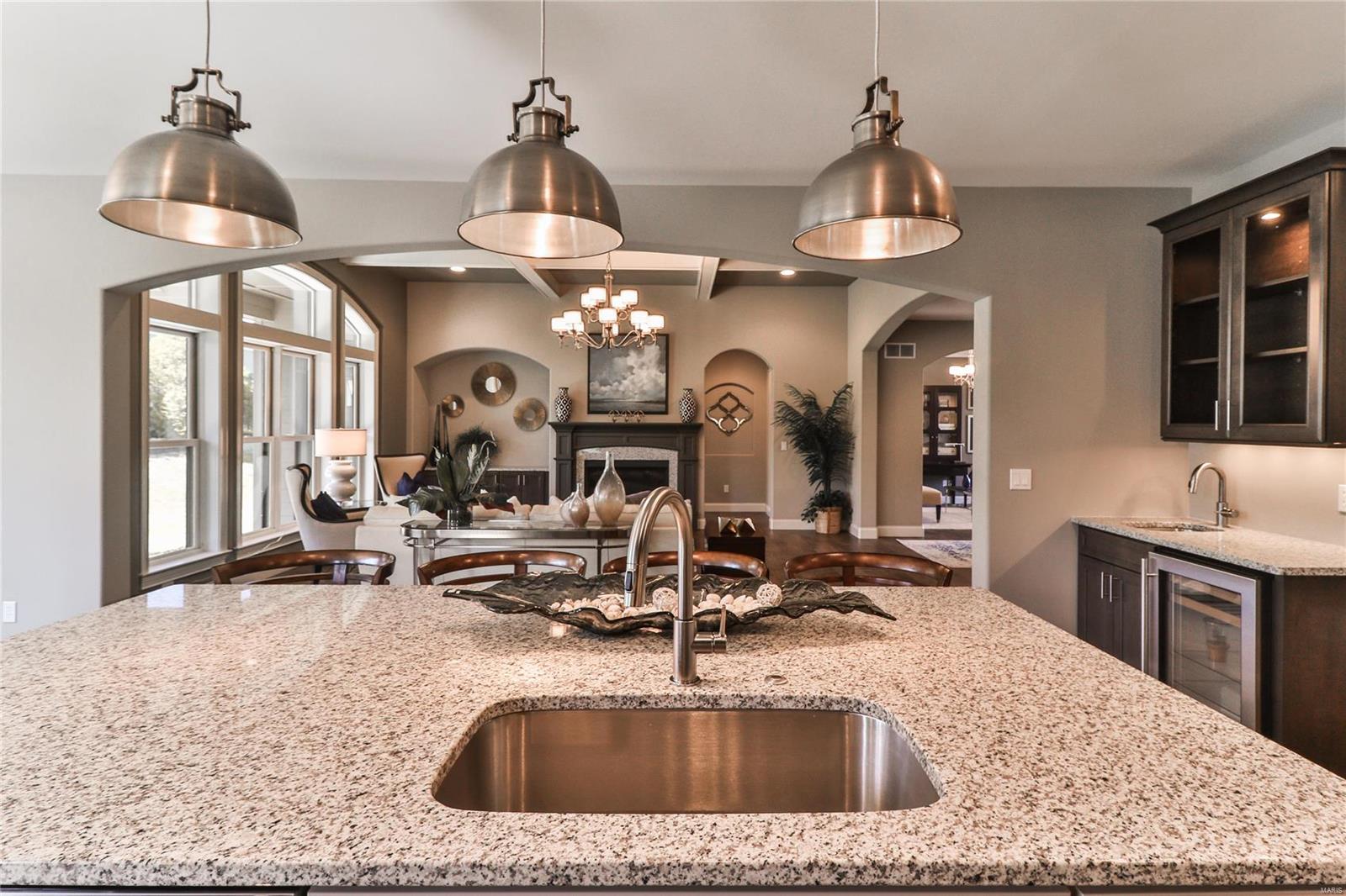 Villas on Mosley - Residential