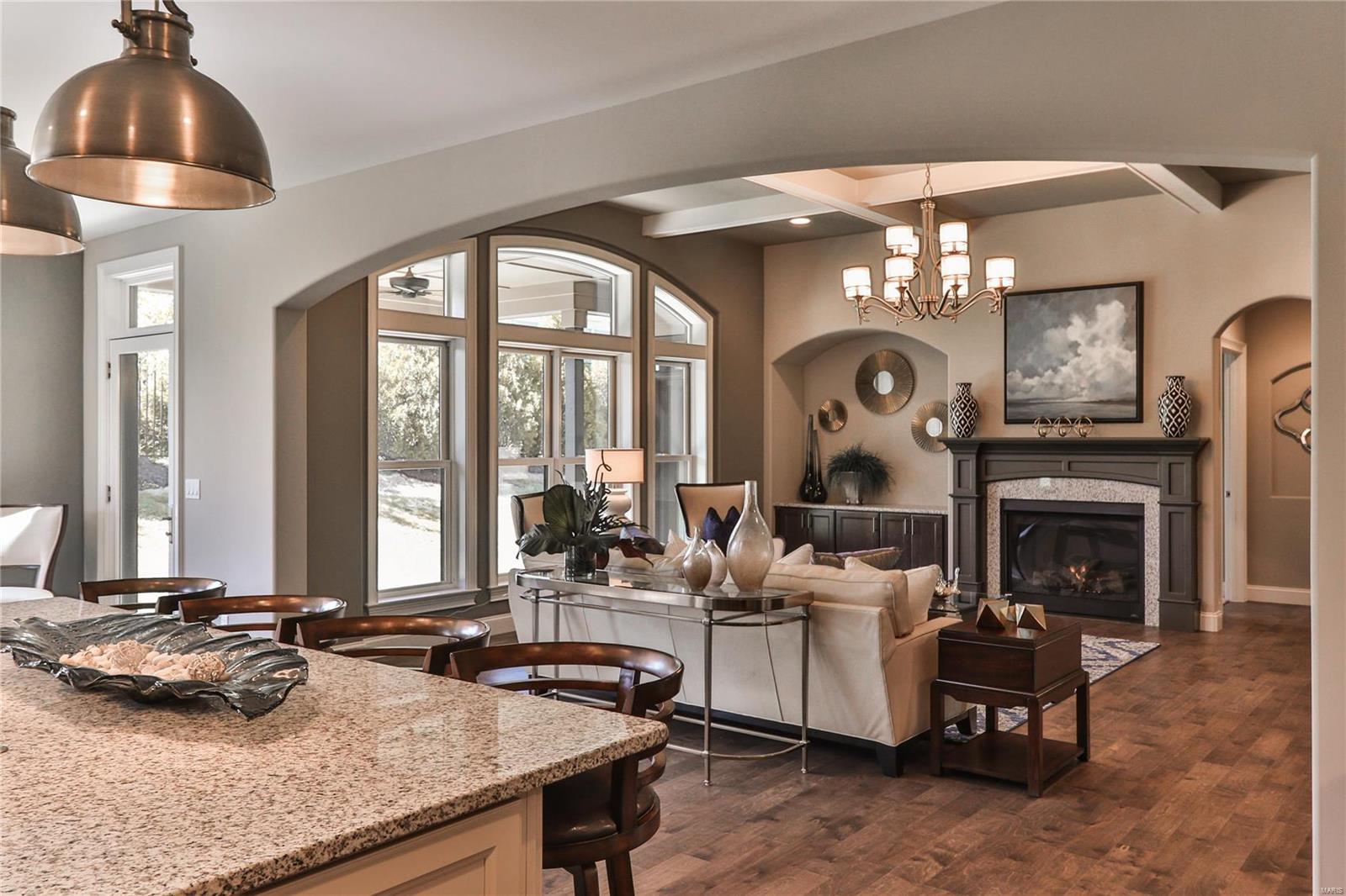 Villas on Mosley - Residential