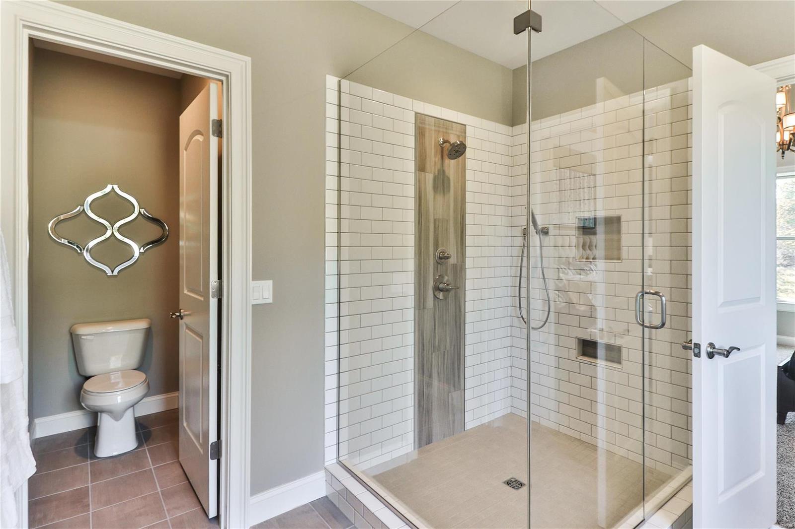 Villas on Mosley - Residential