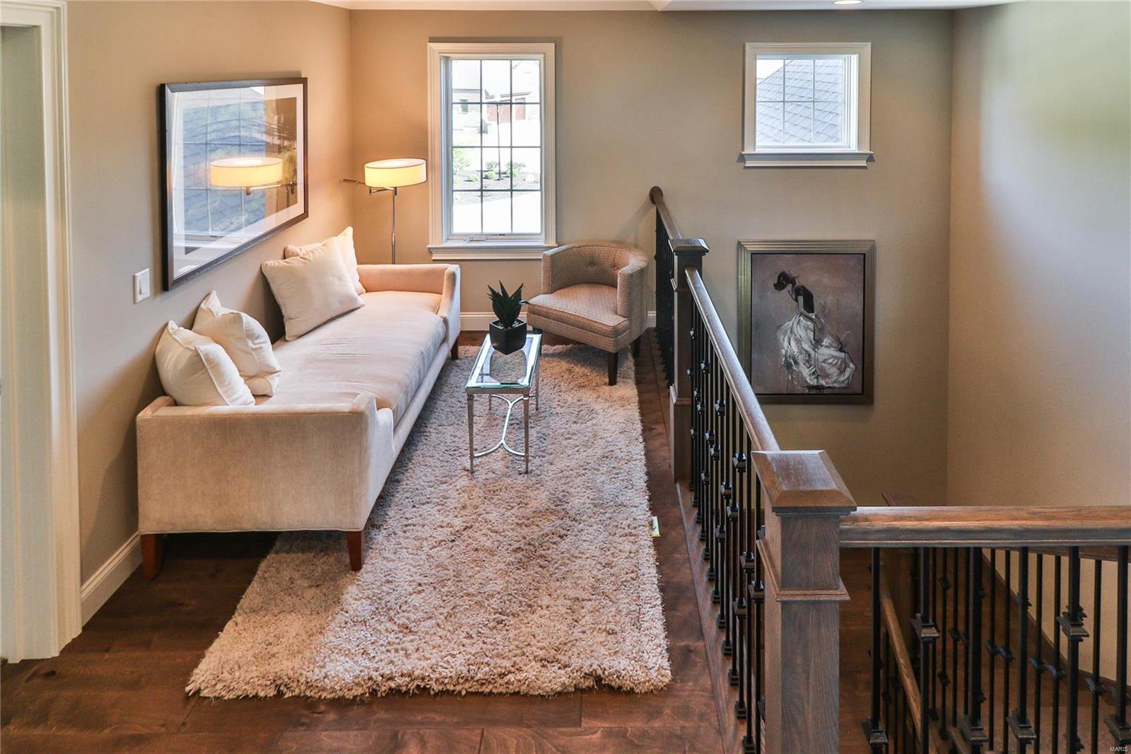 Villas on Mosley - Residential