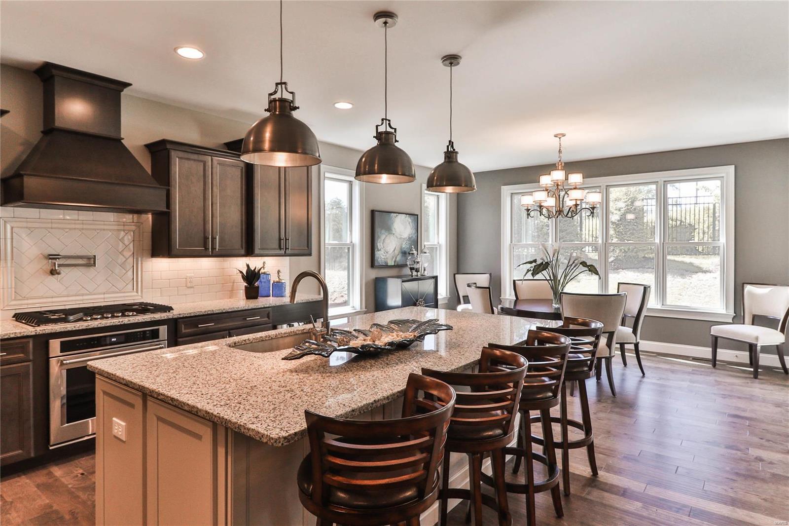 Villas on Mosley - Residential