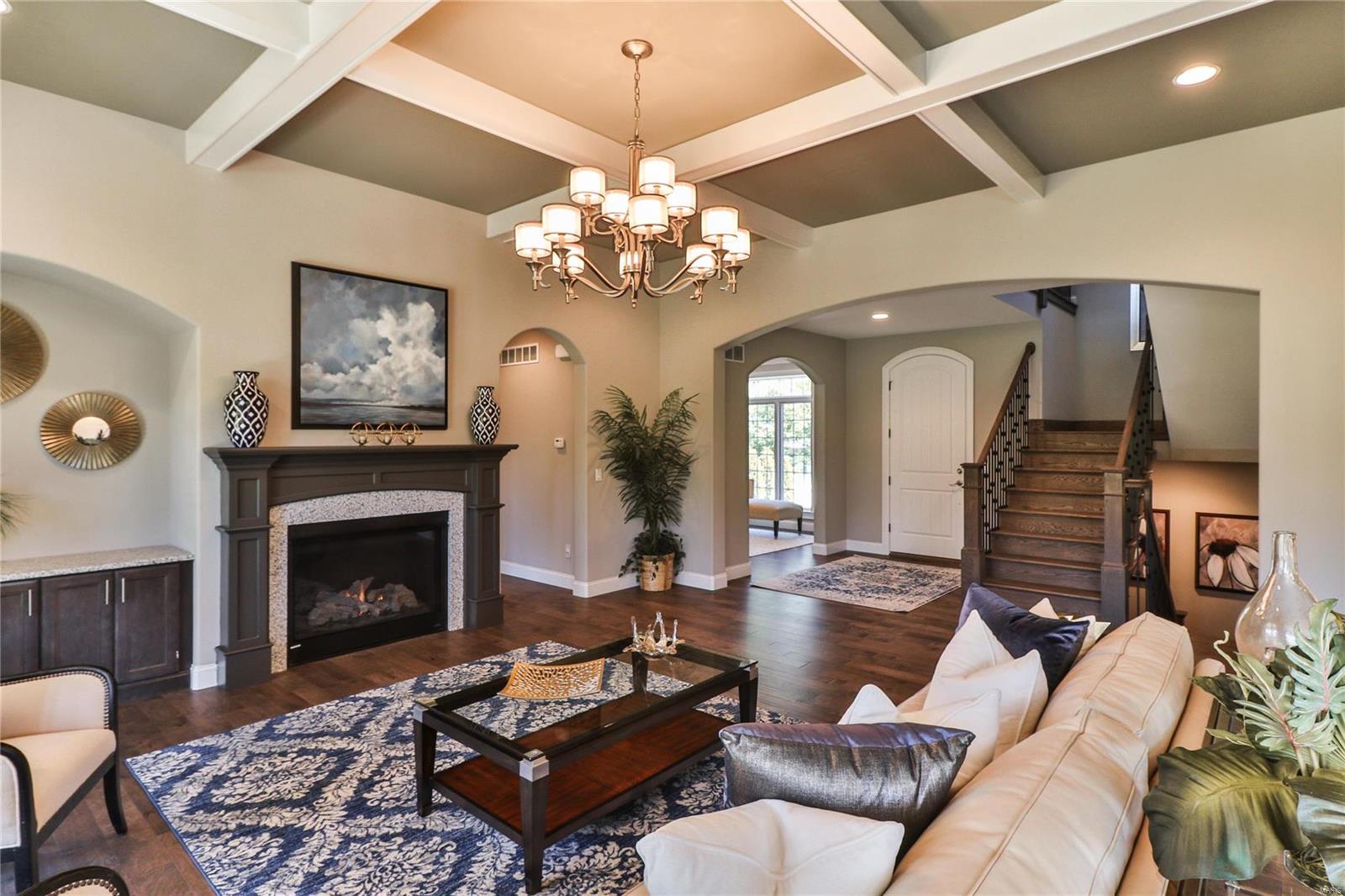 Villas on Mosley - Residential