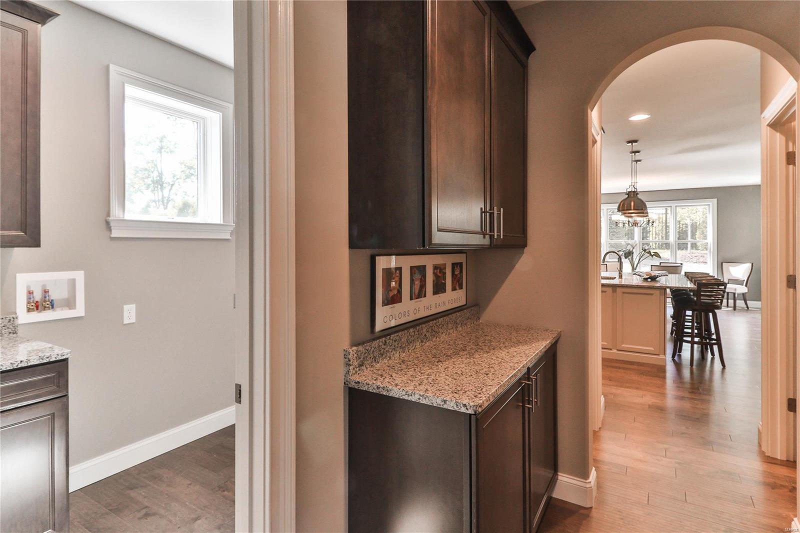 Villas on Mosley - Residential