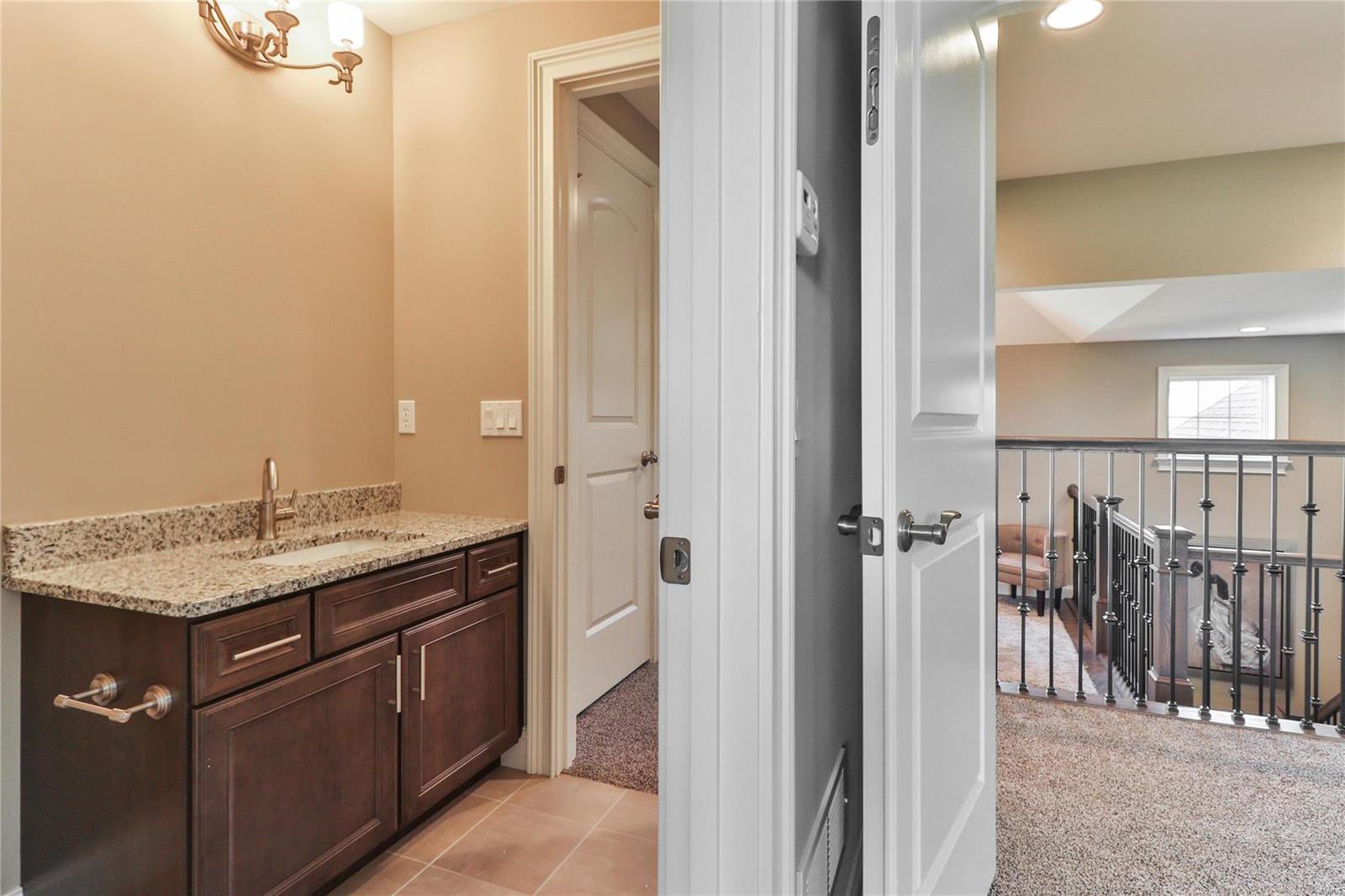 Villas on Mosley - Residential