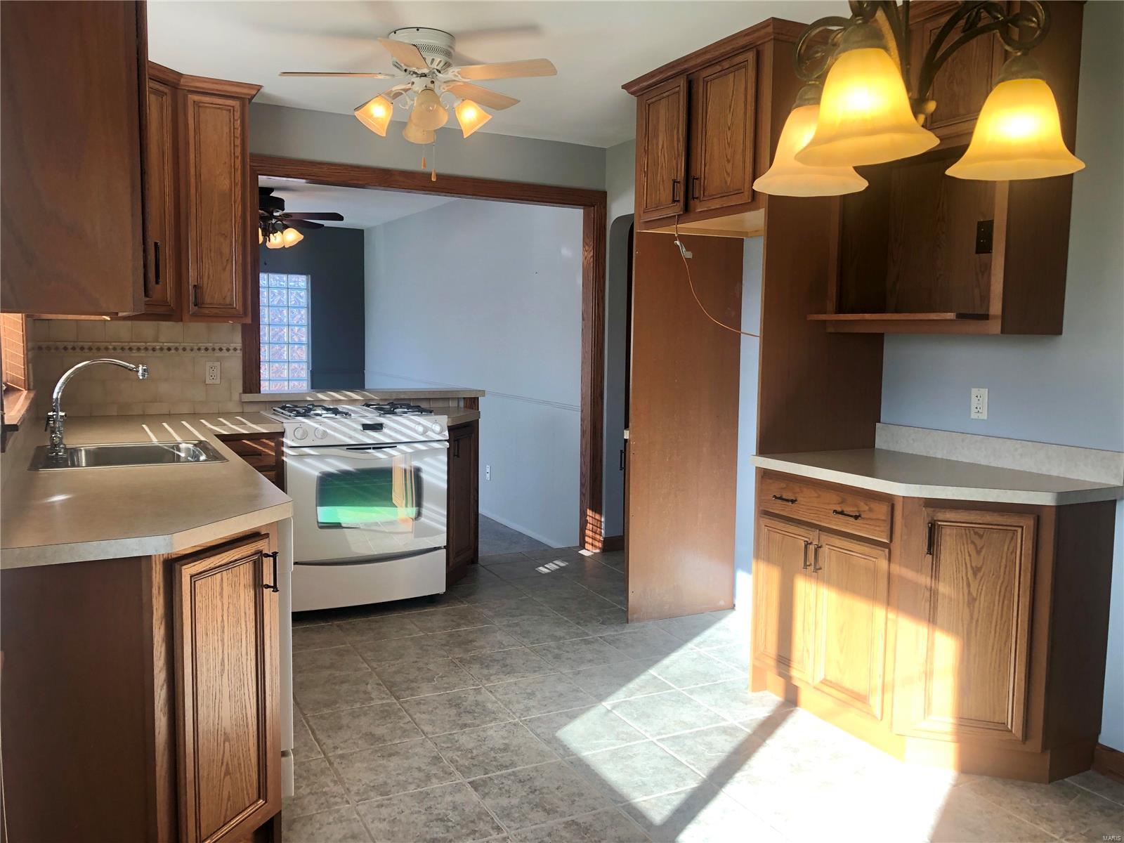 Sunset Hills Estates - Residential Lease