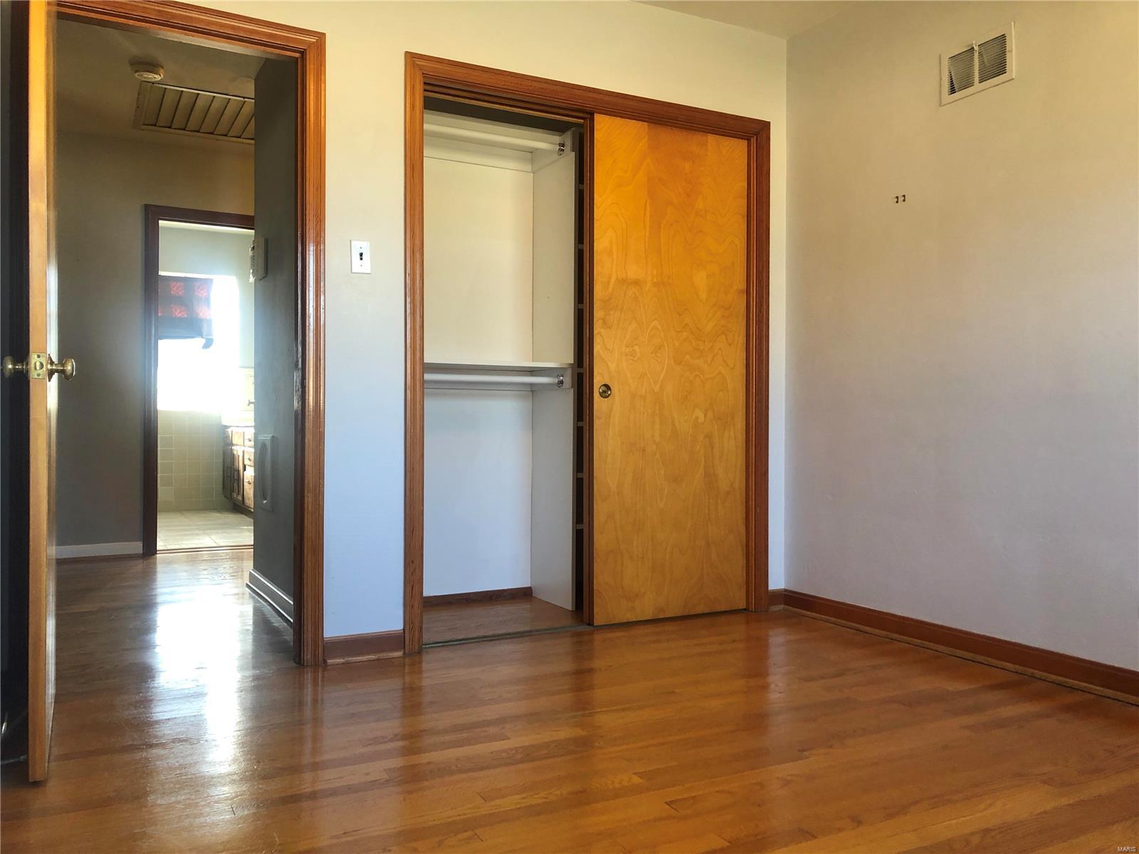 Sunset Hills Estates - Residential Lease