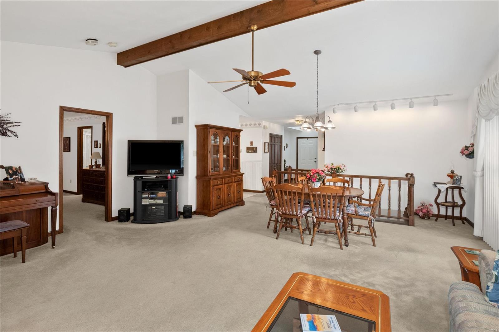 Village Of Lavinia Condo Ph 3 - Residential