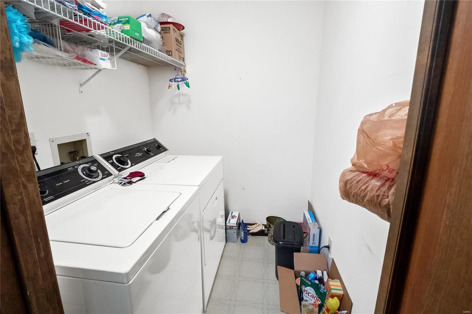 Village Of Lavinia Condo Ph 3 - Residential