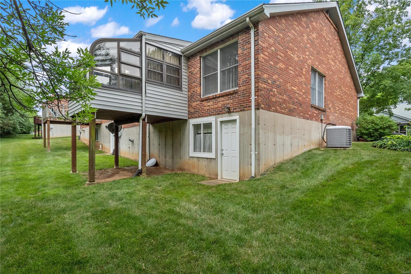 Village Of Lavinia Condo Ph 3 - Residential