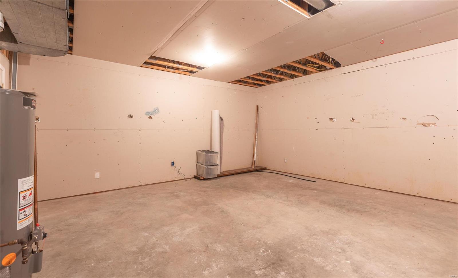 Stoltz Estate - Residential