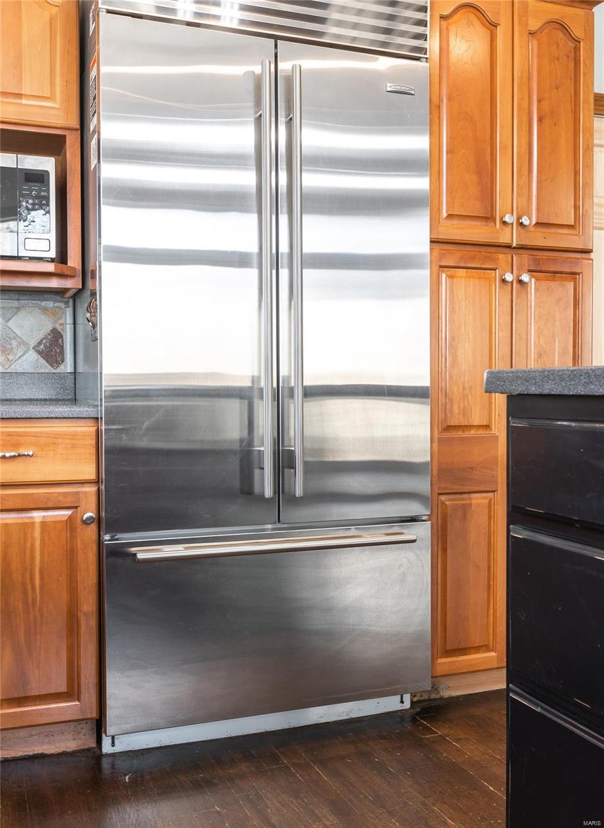 Stoltz Estate - Residential