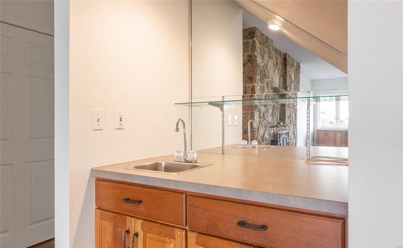 Stoltz Estate - Residential