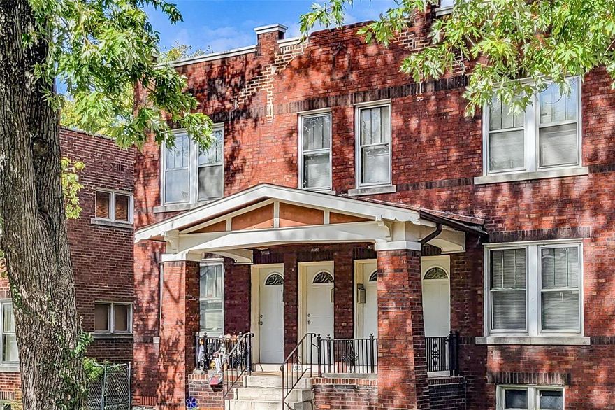 Outstanding 4 Family Flat in South City. All units have 4 rooms with 1 bedroom & 1 bath apartments. Vacant units are activily being leased at $650.00 per month. 4 room apartments with some updated kitchen cabinets, hardwood floors throughout, ceiling fans and one window unit included in each unit. Storage lockers and washer and dryer connections in the basement. Updated electrical panels. Each unit has an enclosed porch in the rear of the apartments. OWNER/AGENT. 2 TENANTS WILL BE ON 1 YEAR LEASES AND WILL BE PROFESSIONALLY SCREENED. THE PROPERTY NEXT DOOR AT 3637-39 DUNNICA RECENTLY SOLD FOR 255,000 ON 10/2022. MAY BE PERFECT INVESTMENT FOR FHA OR VA OWNER OCCUPANTS. NEW TENANT MOVING IN (3633A) 11-15-23, RENT AMOUNT $700.00. THE SAME 3 UNITS JUST PASSED CITY INPECTIONS AND LACLEDE GAS INSPECTIONS. 1 UNIT WILL REMAIN VACANT FOR POTENTIAL OWNER OCCUPANT.