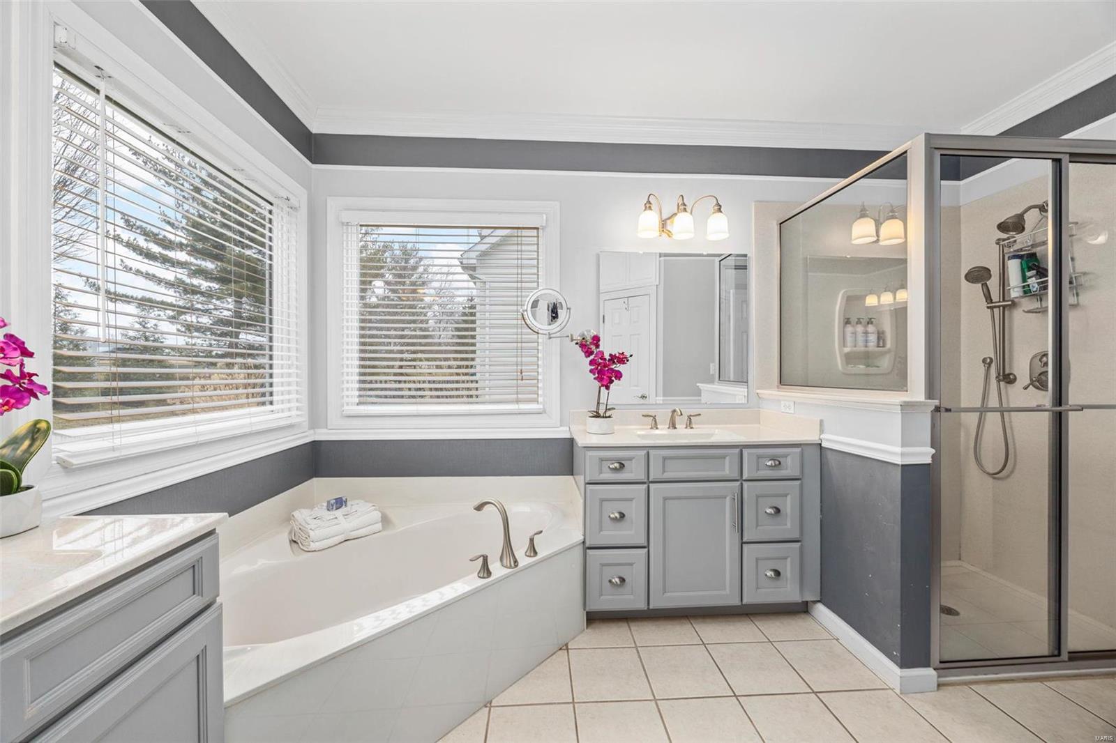 O'Fallon, Missouri 63368, United States, 3 Bedrooms Bedrooms, ,4 BathroomsBathrooms,Residential,Pending,5372