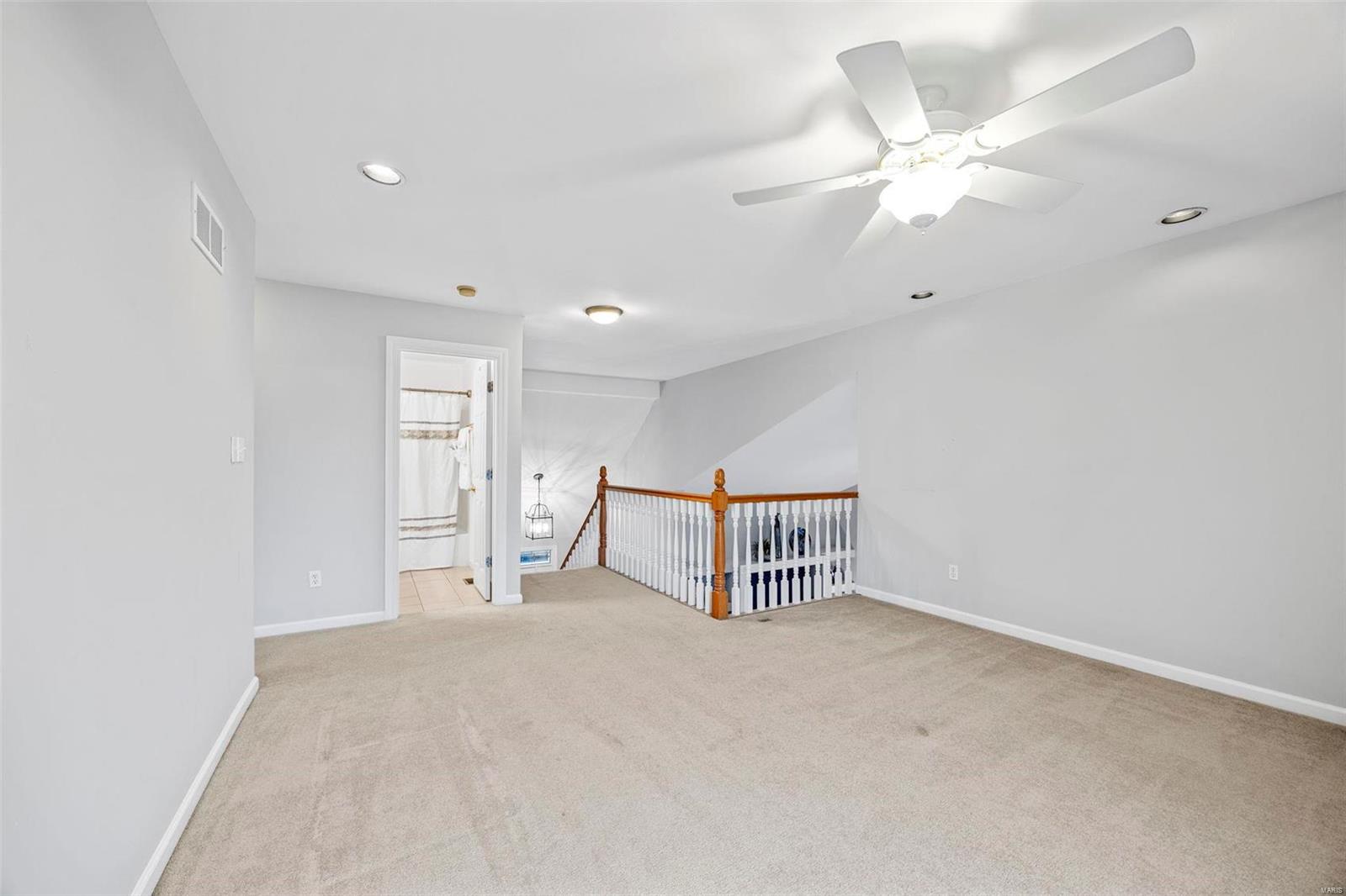 O'Fallon, Missouri 63368, United States, 3 Bedrooms Bedrooms, ,4 BathroomsBathrooms,Residential,Pending,5372