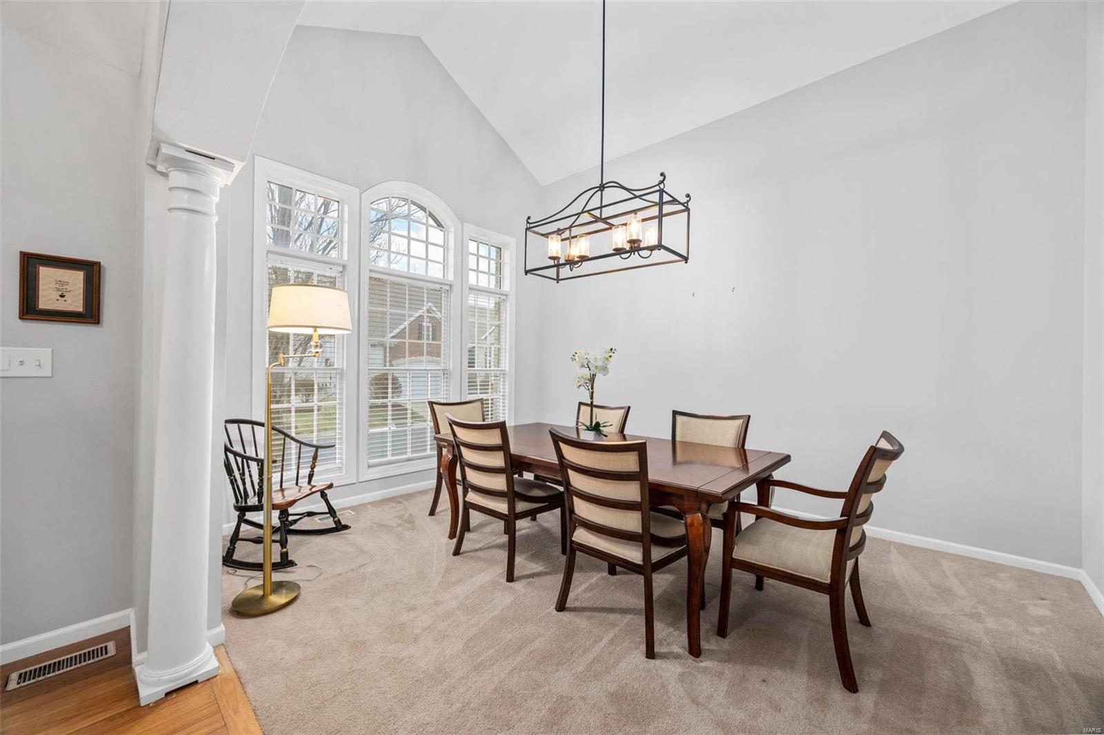 O'Fallon, Missouri 63368, United States, 3 Bedrooms Bedrooms, ,4 BathroomsBathrooms,Residential,Pending,5372