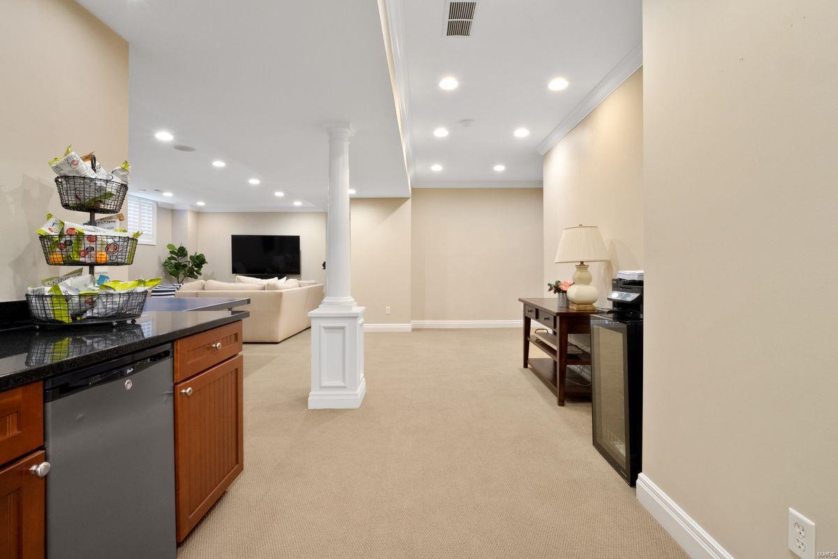 Elsa Place - Residential