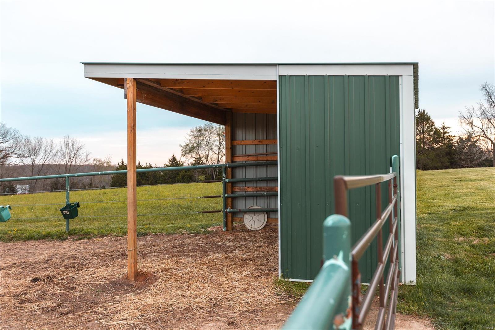 Old Wire Place - Residential