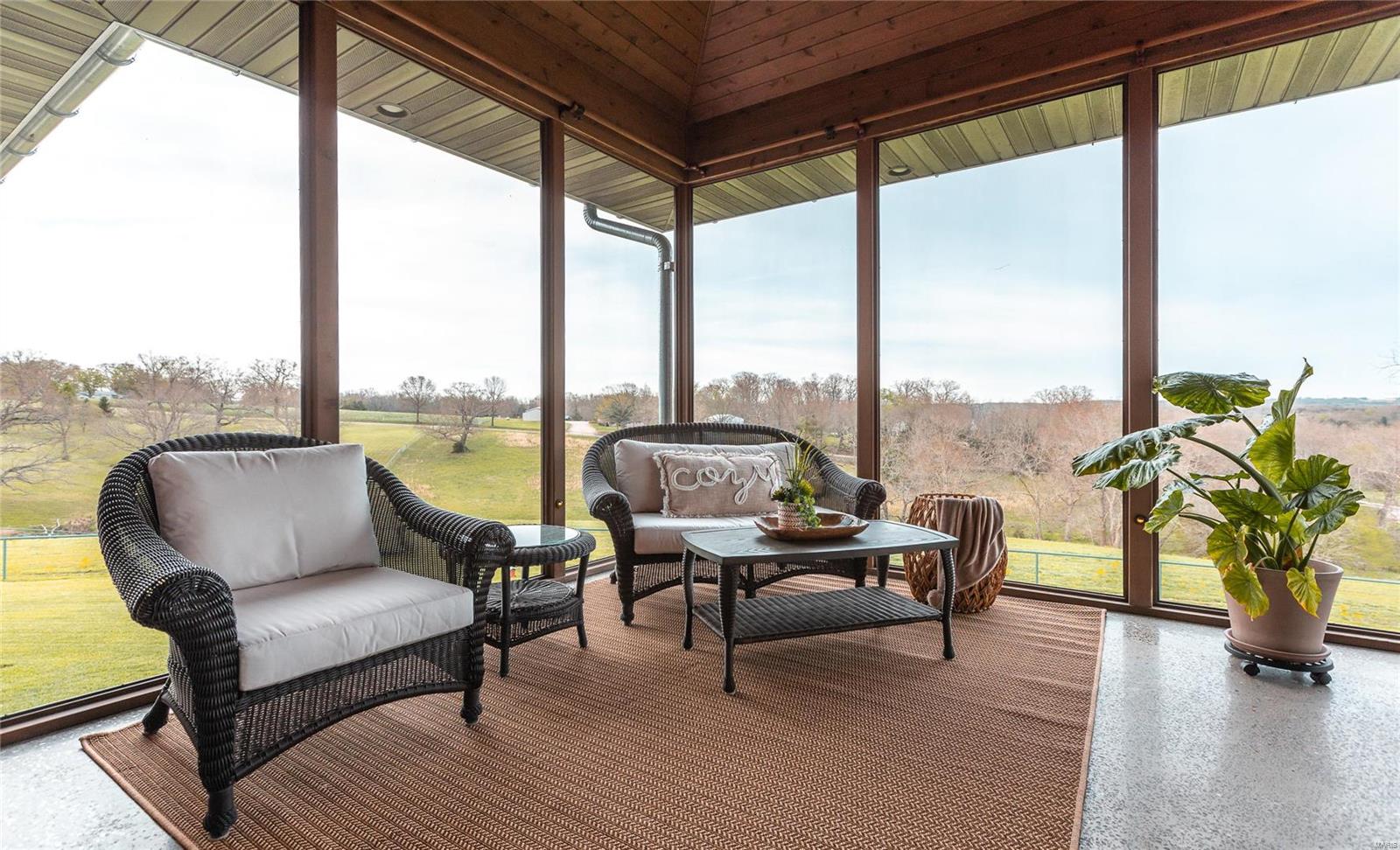 Old Wire Place - Residential