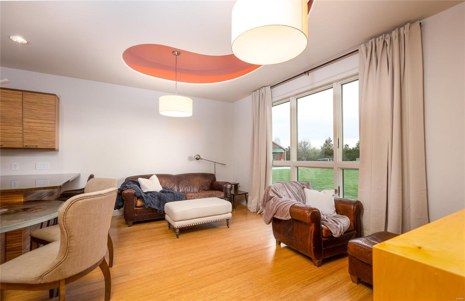 Old Wire Place - Residential